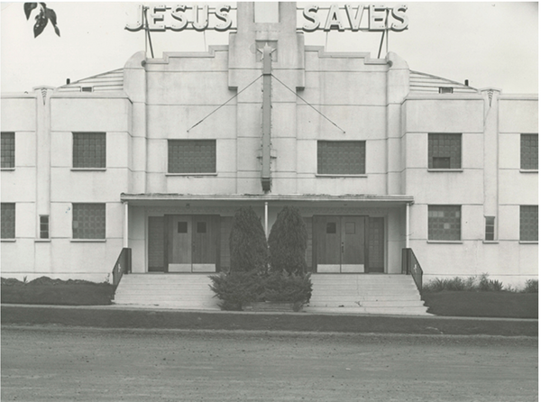 "Basically Church Type Stuff:" Old Timey Christian Americanism and the Rhizomatic History of American Fascism